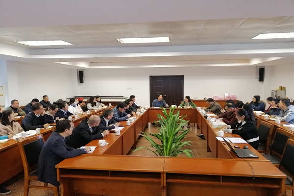 楊少海出席茶葉所2021年度部門工作總結會暨部門主要負責人述職述廉會議2 - 副本.jpg