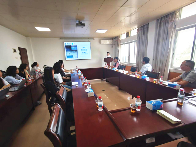 實習生座談會.jpg