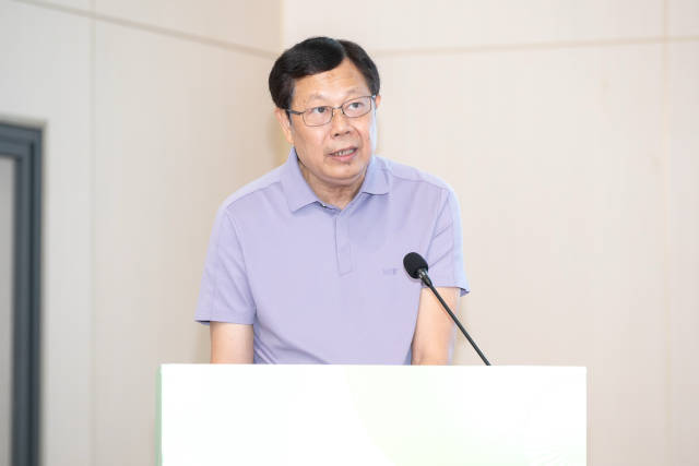 必威betways
黨委委員、副院長楊少海